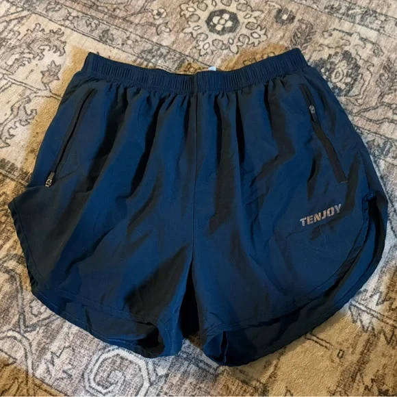 Men’s running shorts - Picture 2 of 4